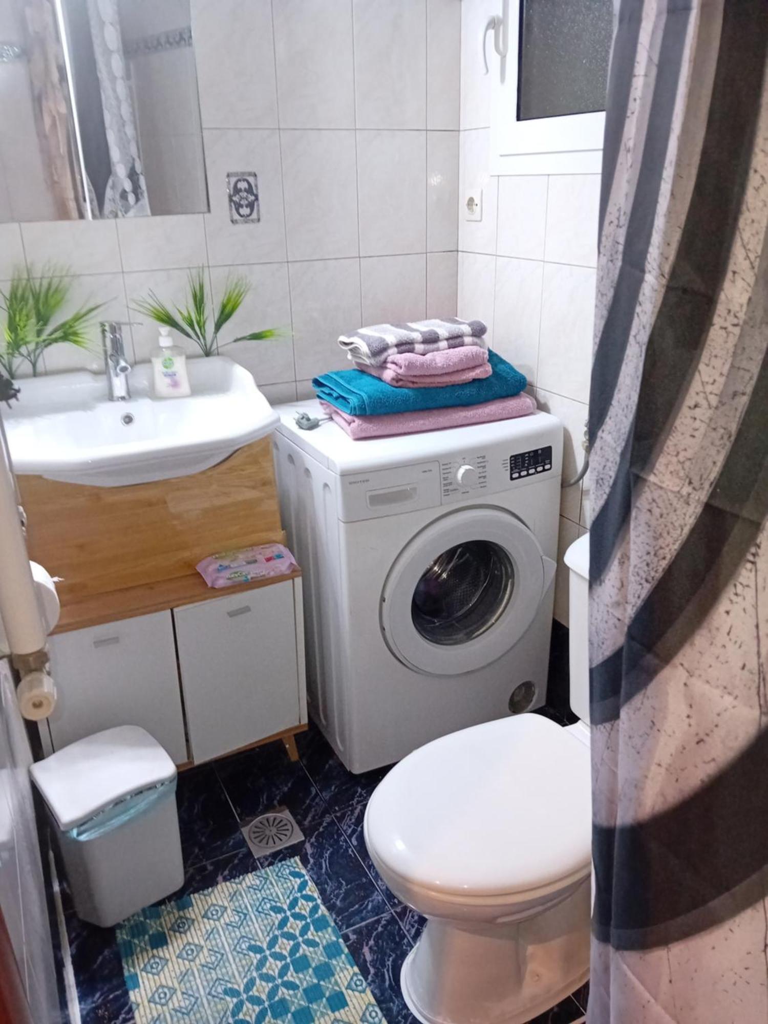 Alex Apart Apartment Tesalonika Bagian luar foto